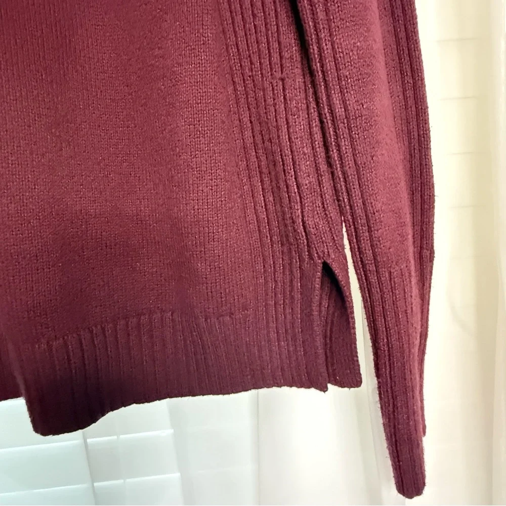 Talbots SP Merino Wool Blend Ribbed Mock Neck Sweater Burgundy Wine Minimalist